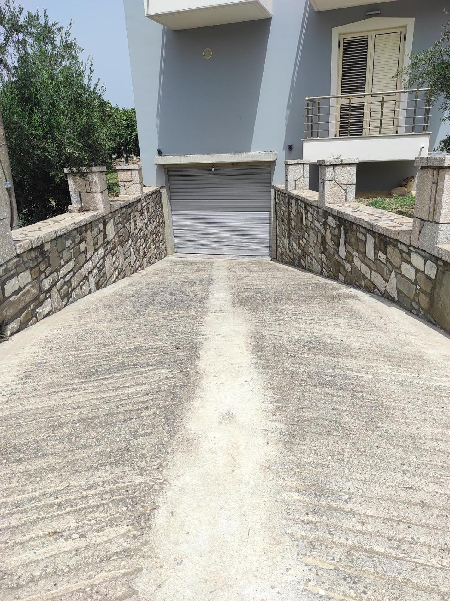 Amla'S Villa Berat Exterior photo