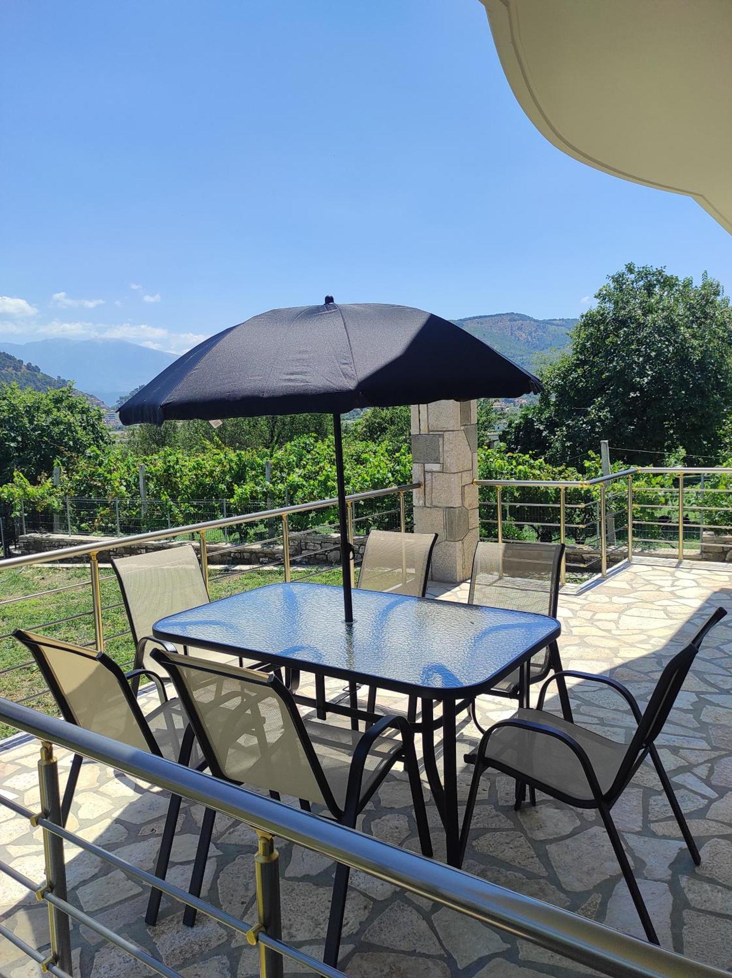 Amla'S Villa Berat Exterior photo
